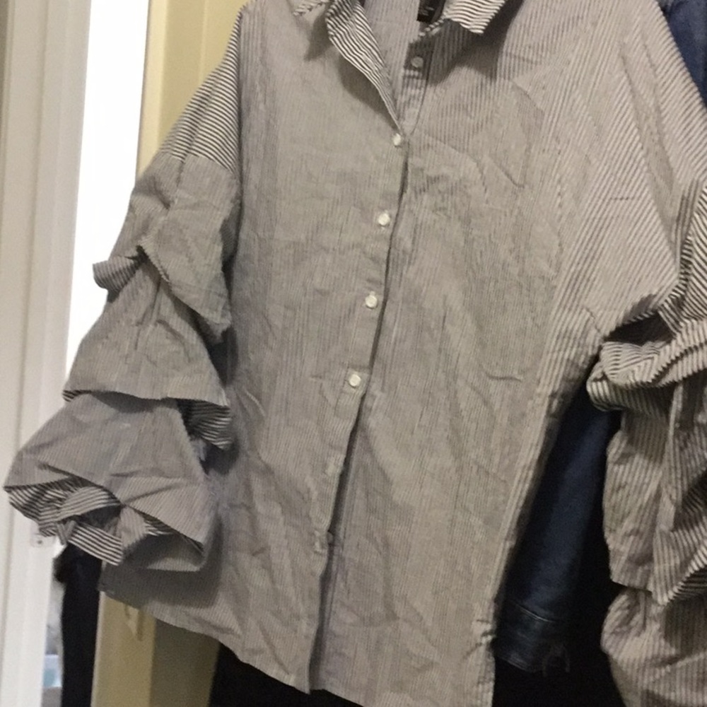 Shirt - Picture 4 of 5